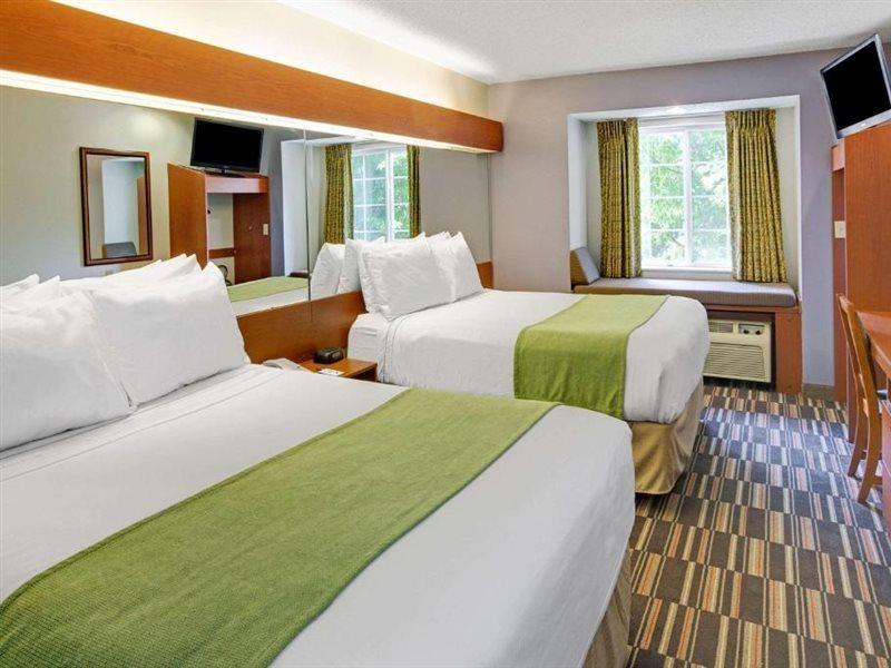 Microtel Inn & Suites By Wyndham Cherokee Zewnętrze zdjęcie