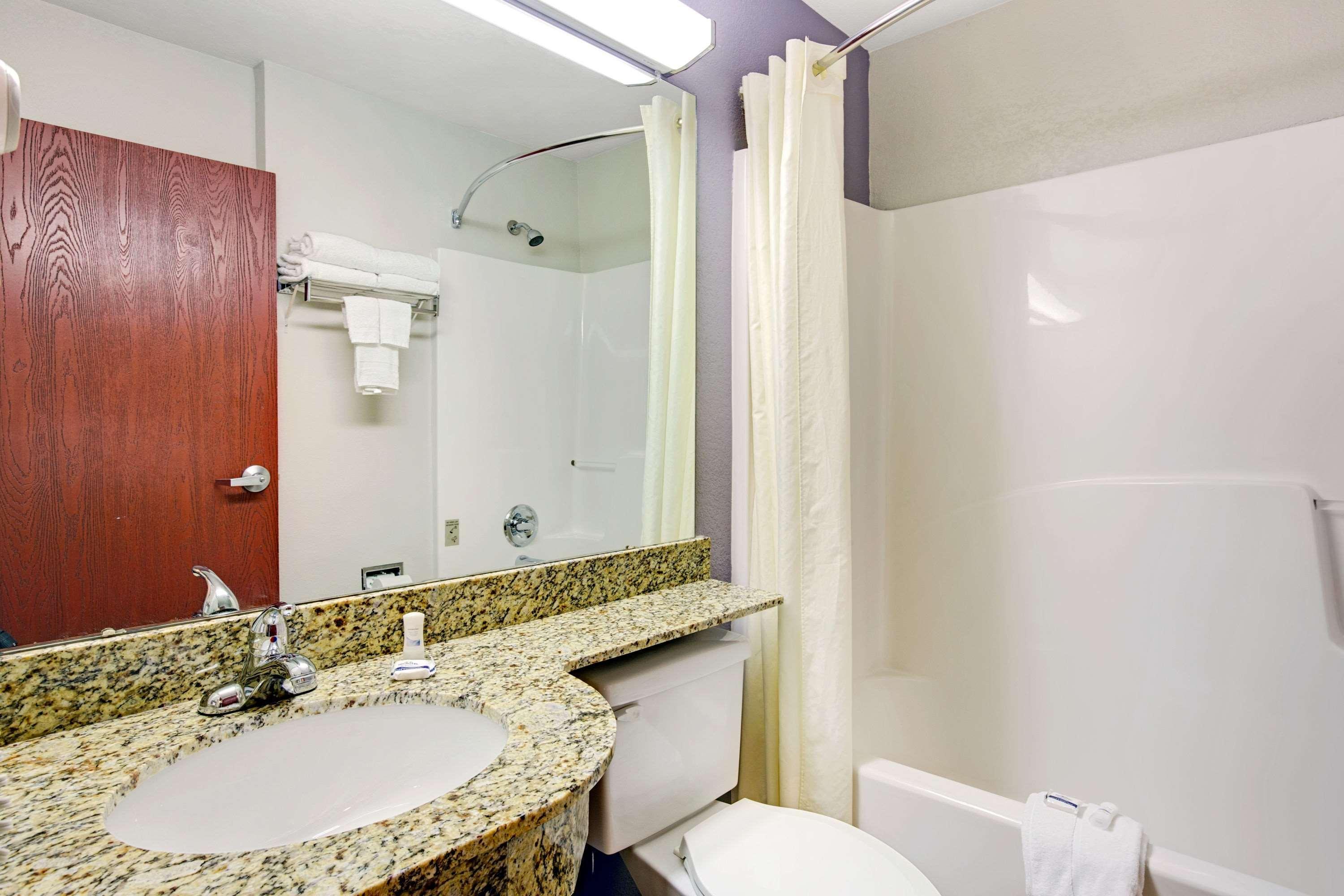 Microtel Inn & Suites By Wyndham Cherokee Zewnętrze zdjęcie