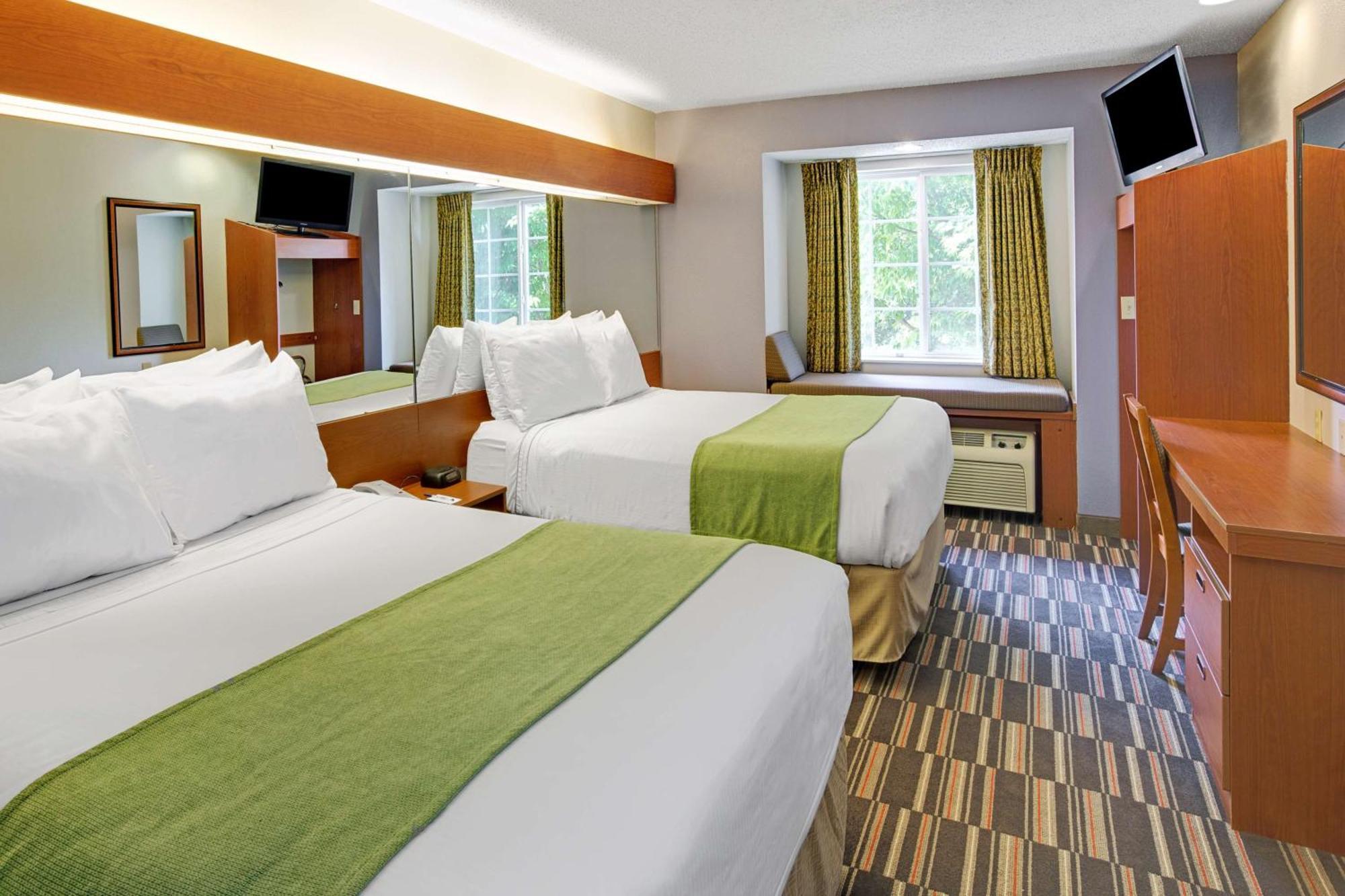 Microtel Inn & Suites By Wyndham Cherokee Zewnętrze zdjęcie
